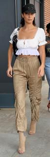 Bella Hadid feet photo thumbnail
