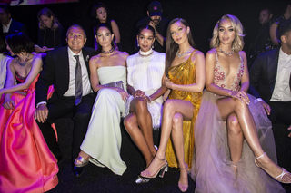 Bella Hadid feet photo thumbnail