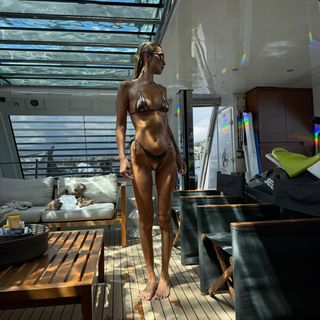 Bella Hadid feet photo 12