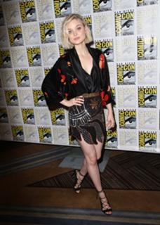 Bella Heathcote feet photo thumbnail