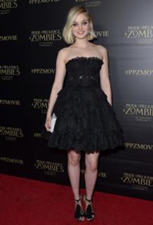 Bella Heathcote feet photo thumbnail
