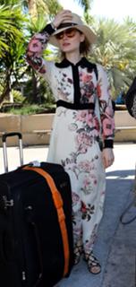 Bella Heathcote feet photo thumbnail