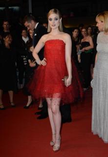 Bella Heathcote feet photo thumbnail