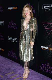 Bella Heathcote feet photo thumbnail