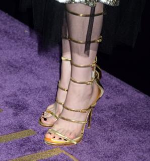 Bella Heathcote feet photo thumbnail