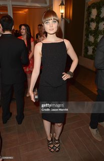 Bella Heathcote feet photo thumbnail