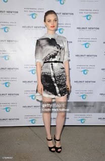 Bella Heathcote feet photo thumbnail