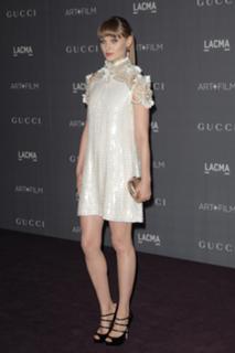 Bella Heathcote feet photo thumbnail