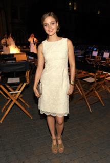 Bella Heathcote feet photo thumbnail