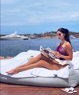 Bella Ioanna feet photo 14