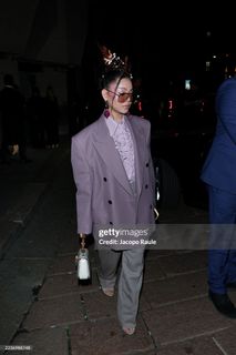 Bella Poarch feet photo thumbnail