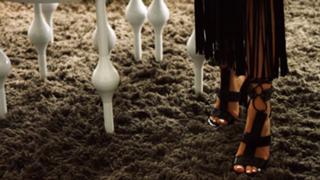 Bella Thorne feet photo thumbnail