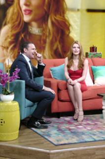 Bella Thorne feet photo thumbnail