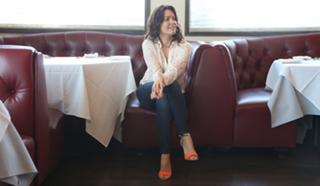 Bellamy Young feet photo thumbnail