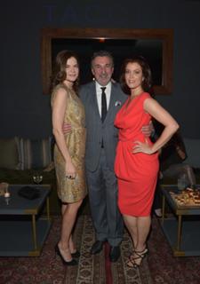Bellamy Young feet photo thumbnail