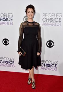 Bellamy Young feet photo thumbnail