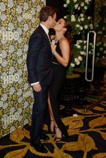 Bellamy Young feet photo thumbnail