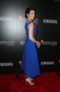 Bellamy Young feet photo thumbnail
