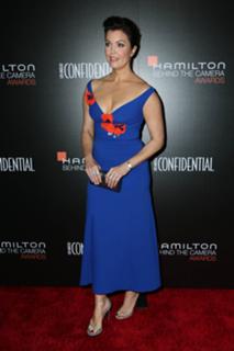 Bellamy Young feet photo thumbnail