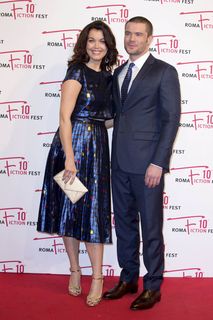 Bellamy Young feet photo thumbnail