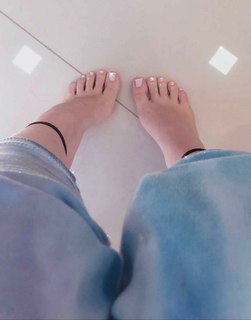 Belle Kaffer feet photo 2