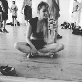Belén Pouchan feet photo 3