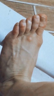 Belén Pouchan feet photo 14