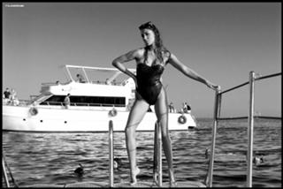 Belén Rodríguez feet photo thumbnail