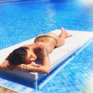 Belén Rodríguez feet photo thumbnail