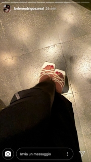Belén Rodríguez feet photo thumbnail
