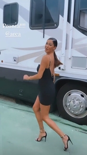 Belén Rodríguez feet photo thumbnail