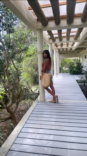 Belén Rodríguez feet photo thumbnail