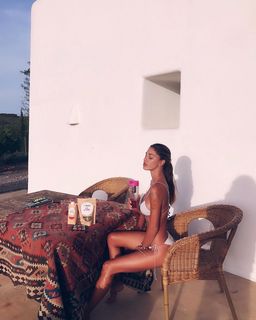 Belén Rodríguez feet photo 16