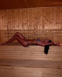 Belén Rodríguez feet photo 17
