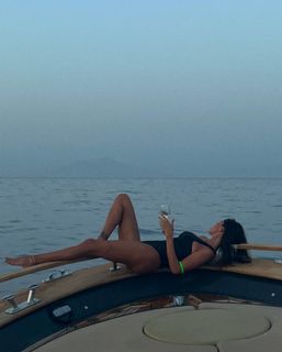 Belén Rodríguez feet photo 3