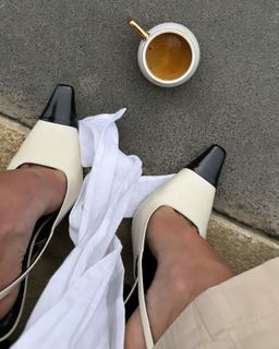 Belén Rodríguez feet photo 8