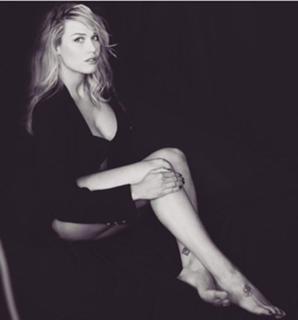Benedetta Mazza feet photo 6