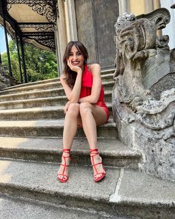 Benedetta Parodi feet photo thumbnail