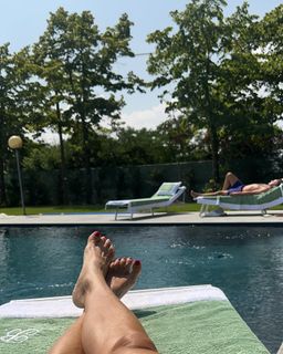 Benedetta Parodi feet photo thumbnail