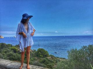 Benedetta Porcaroli feet photo thumbnail