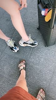 Benedetta Porcaroli feet photo thumbnail