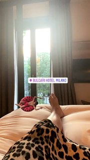 Benedetta Porcaroli feet photo thumbnail