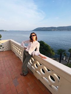 Benedetta Porcaroli feet photo thumbnail