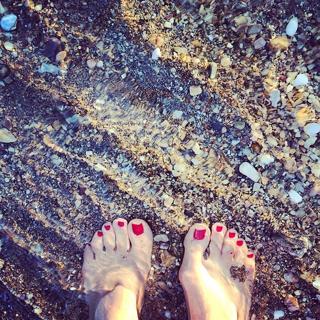 Bengü feet photo 1