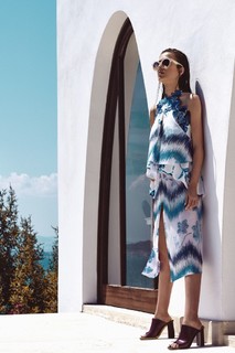 Bensu Soral feet photo thumbnail