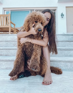 Bensu Soral feet photo thumbnail