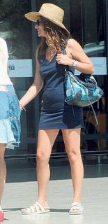 Beren Saat feet photo thumbnail