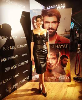 Bergüzar Korel feet photo thumbnail