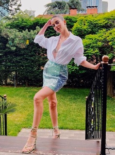 Beril Pozam feet photo 7
