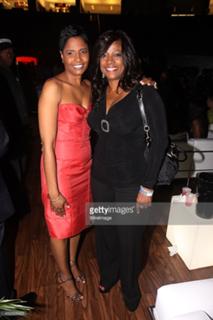 BernNadette Stanis feet photo 7